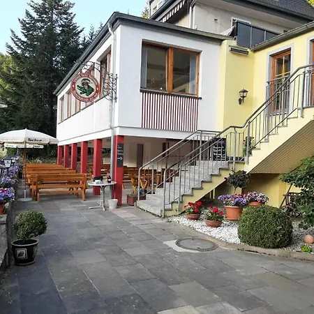 Landgasthof Frankenstern 호텔 2*