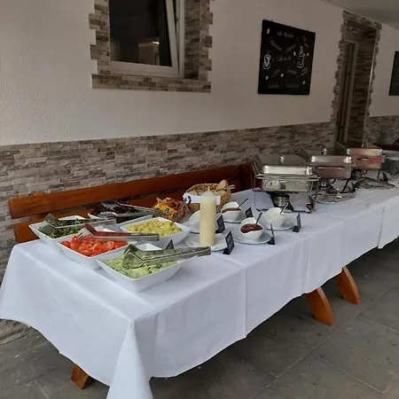 Landgasthof Frankenstern 2* Gössweinstein