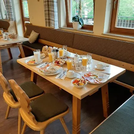 호텔 Landgasthof Frankenstern 2*